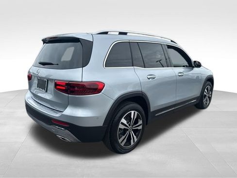 Used 2026 Mercedes-Benz GLB 250 image 6