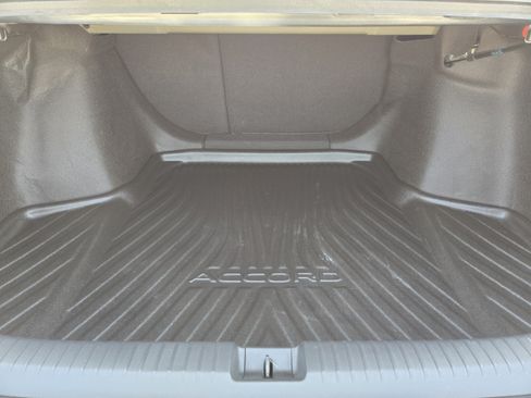 Used 2023 Honda Accord EX image 28