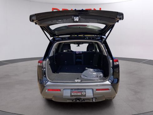 New 2026 Nissan Pathfinder SL w/ SL Premium Package FWD image 35
