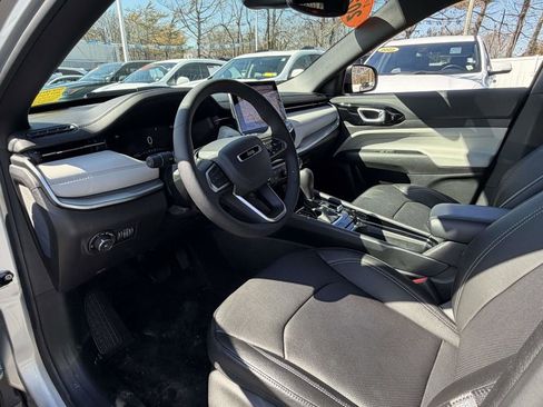 Used 2025 Jeep Compass Limited w/ Elite Group image 15