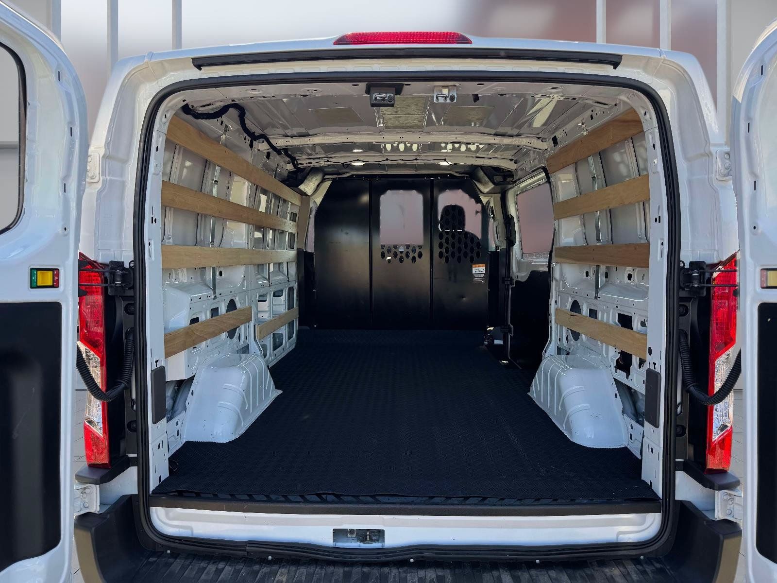 Used 2025 Ford Transit 250 Low Roof w/ Exterior Upgrade Package RWD image 10