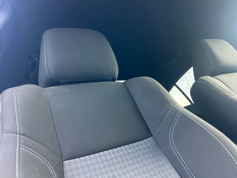 Used 2023 Dodge Charger SXT w/ Blacktop Package image 25