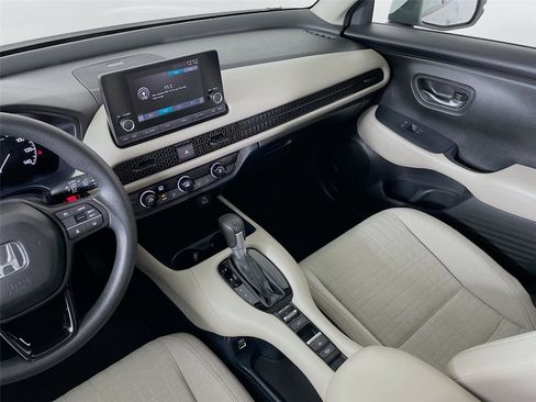 Used 2023 Honda HR-V LX image 24