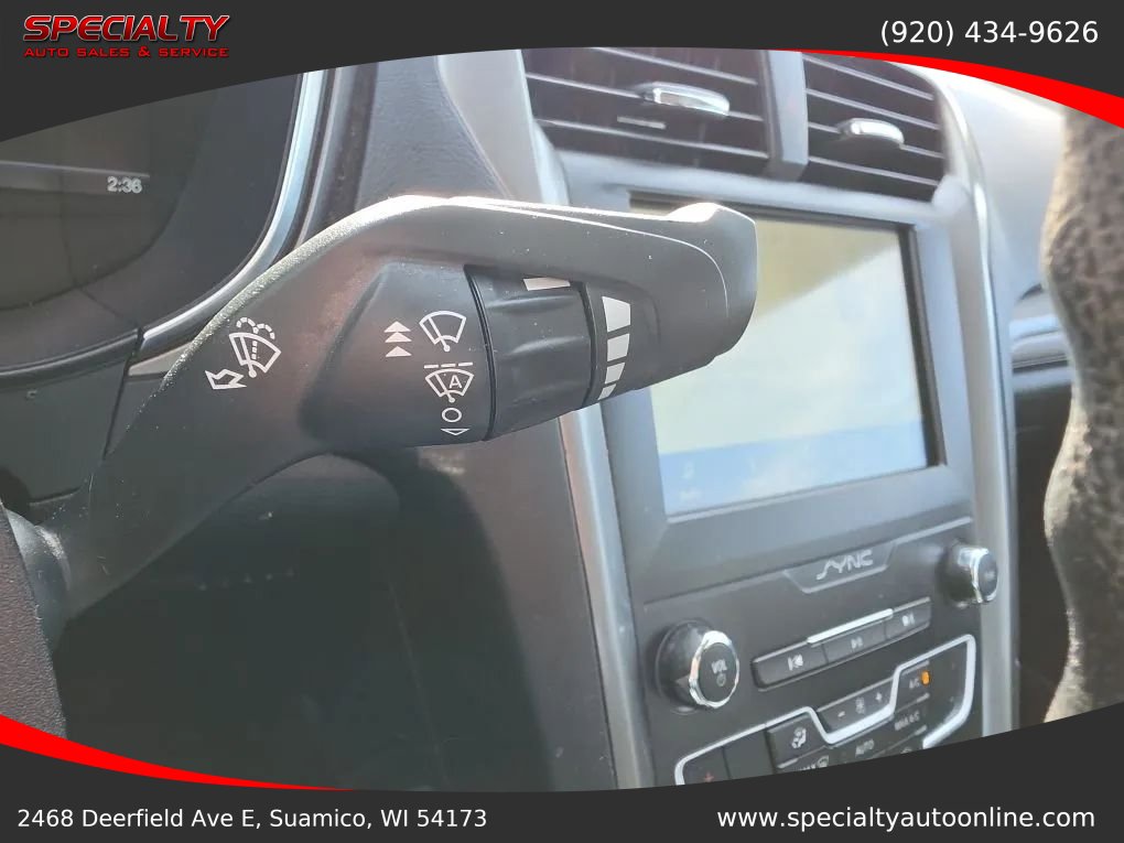 Used 2020 Ford Fusion SE FWD image 17