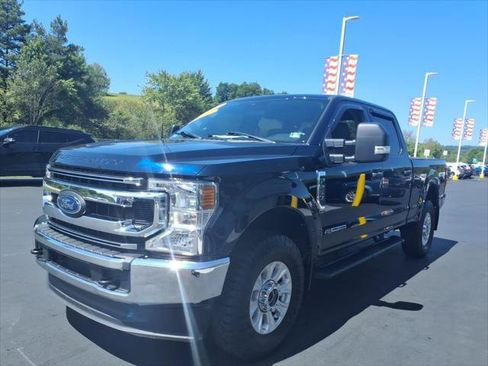 Used 2022 Ford F250 XLT AWD/4WD image 4