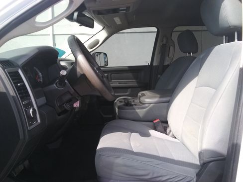 Used 2016 RAM 2500 Tradesman w/ Chrome Appearance Group image 10