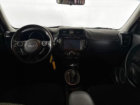 Used 2014 Kia Soul + w/ Audio Package image 12