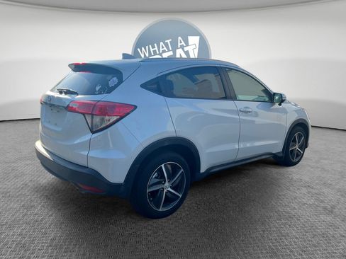 Used 2021 Honda HR-V EX-L image 2