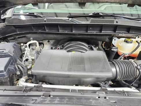 Used 2023 GMC Sierra 1500 SLT w/ SLT Convenience Package image 17