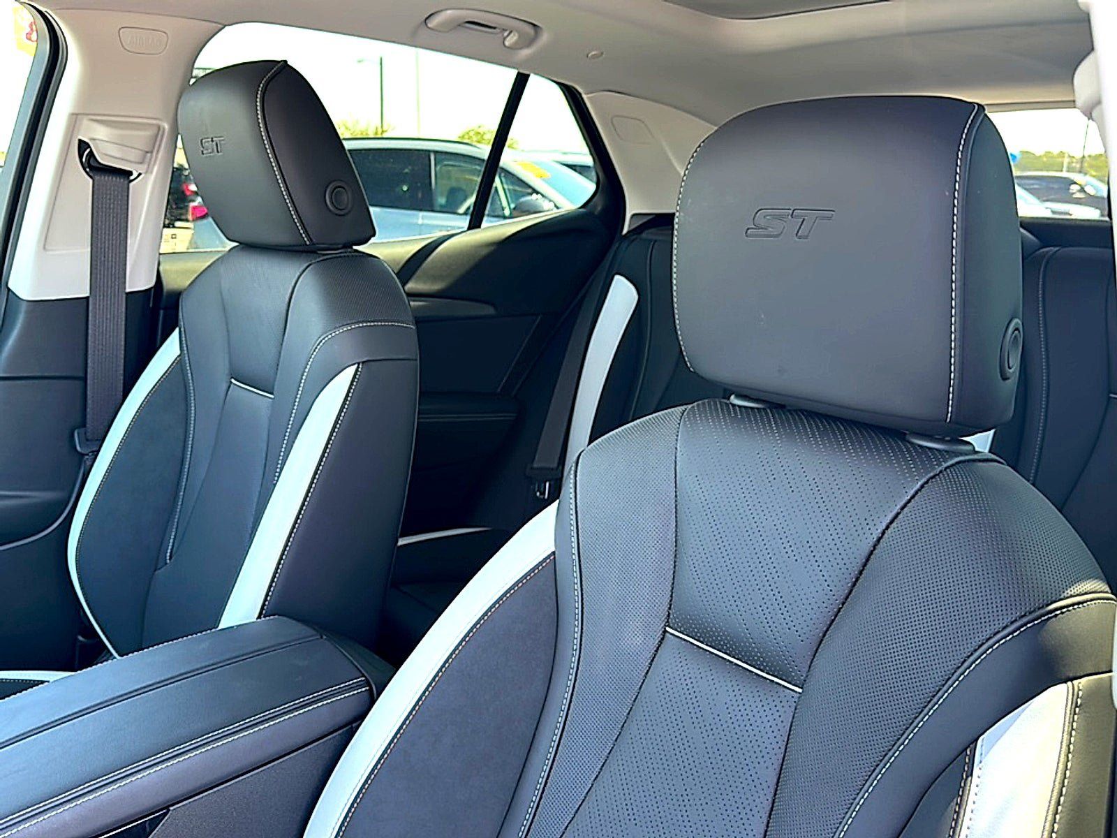 New 2026 Buick Envision Sport Touring AWD/4WD image 11