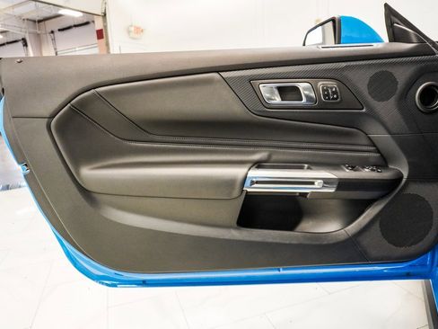 Used 2024 Ford Mustang GT Premium image 17