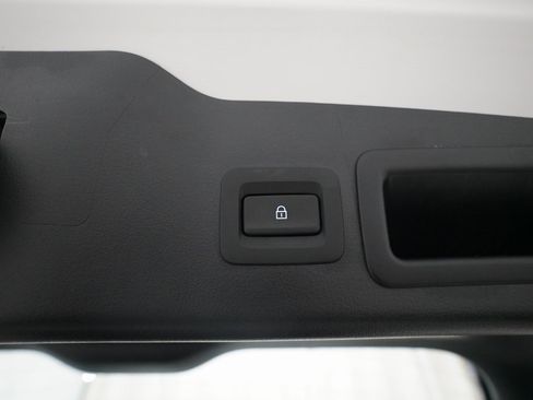 Used 2023 MAZDA MAZDA3 s image 15