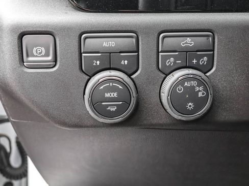 New 2025 Chevrolet Silverado 1500 LT image 24