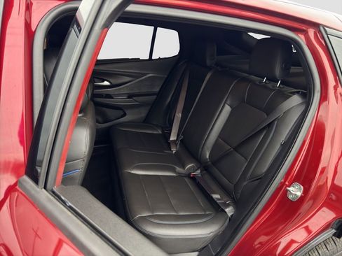 Used 2024 Buick Envista Sport Touring w/ Convenience II Package image 13