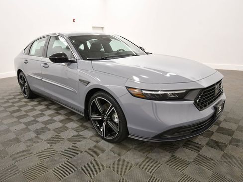 Certified 2023 Honda Accord Sport image 2