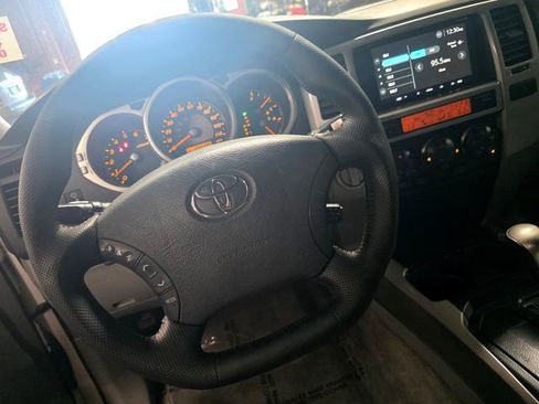 Used 2005 Toyota 4Runner Sport image 7