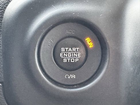 Used 2021 Jeep Wrangler Unlimited Sport image 28