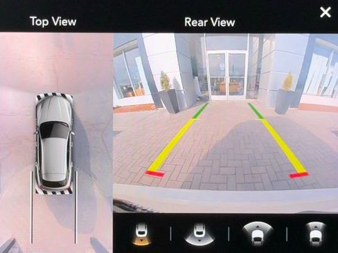 Used 2022 Maserati Levante Trofeo image 44