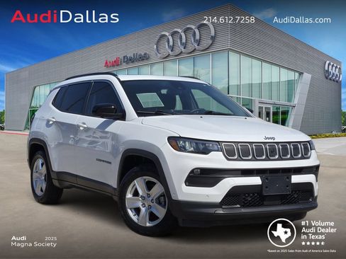 Used 2022 Jeep Compass Latitude w/ Sun and Sound Group FWD image 1