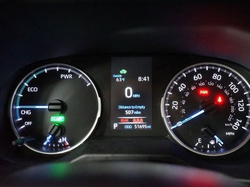 Certified 2022 Toyota RAV4 LE image 15