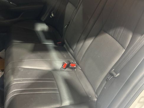 Used 2021 Honda Accord Touring image 5