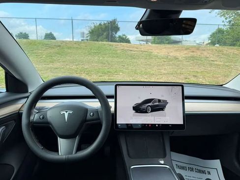 Used 2023 Tesla Model 3 Standard Range RWD image 13