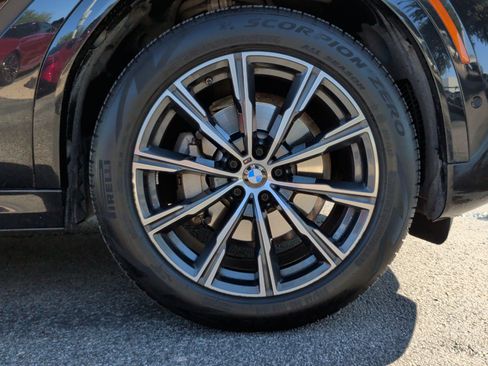 Used 2023 BMW X6 xDrive40i AWD/4WD image 14