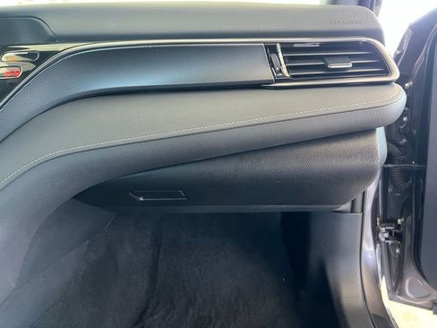 Used 2024 Toyota Camry SE image 23