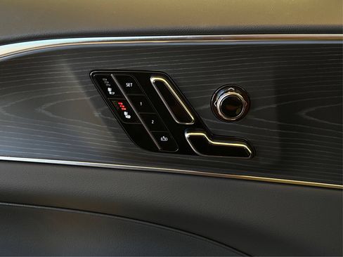 New 2026 Cadillac Lyriq Sport AWD/4WD image 29