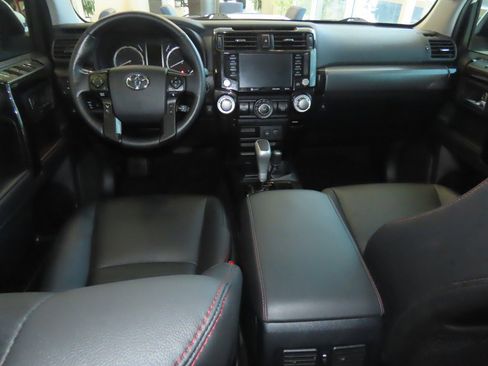 Used 2024 Toyota 4Runner TRD Off-Road Premium w/ Off Road Premium Plus Package AWD/4WD image 16