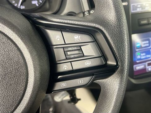 Used 2025 Subaru Forester AWD/4WD image 18