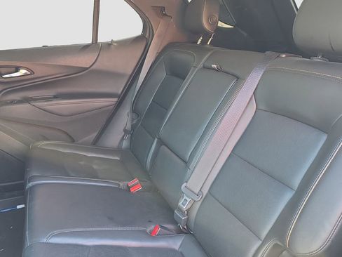 Used 2018 Chevrolet Equinox Premier FWD image 12