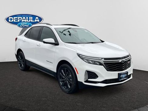 Used 2023 Chevrolet Equinox RS w/ RS Leather Package image 9