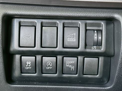 Used 2019 Subaru Forester Sport w/ Popular Package #2 AWD/4WD image 17