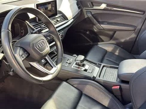 Used 2019 Audi Q5 Prestige w/ Prestige Package image 26