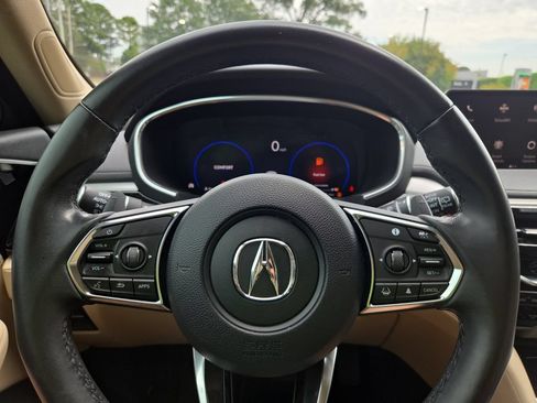 Used 2024 Acura MDX FWD image 19
