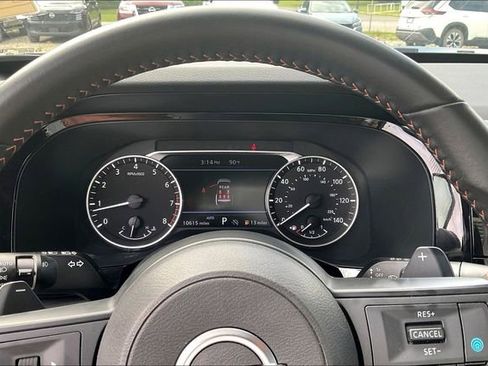 Used 2025 Nissan Pathfinder Rock Creek AWD/4WD image 13