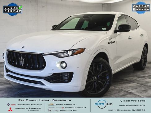 Used 2024 Maserati Levante GT Ultima image 1