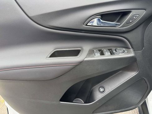 Used 2022 Chevrolet Equinox RS AWD/4WD image 14
