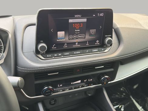 Used 2026 Nissan Rogue SV FWD image 20