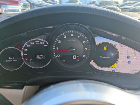 Used 2023 Porsche Cayenne image 23