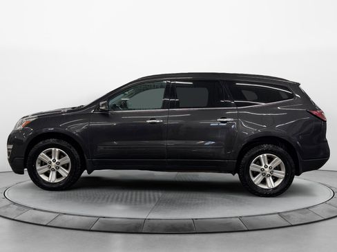 Used 2014 Chevrolet Traverse LT image 3