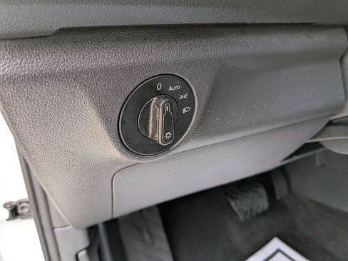 Used 2019 Volkswagen Jetta S w/ Driver Assistance Package FWD image 34