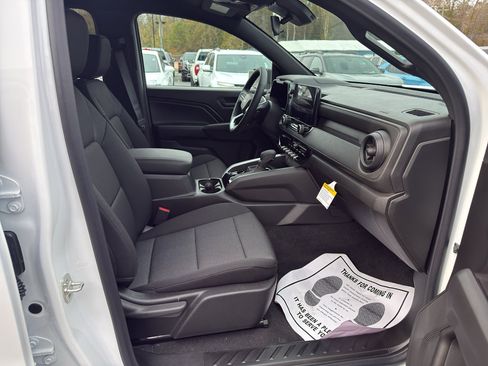 New 2026 Chevrolet Colorado W/T w/ WT Custom Package image 15