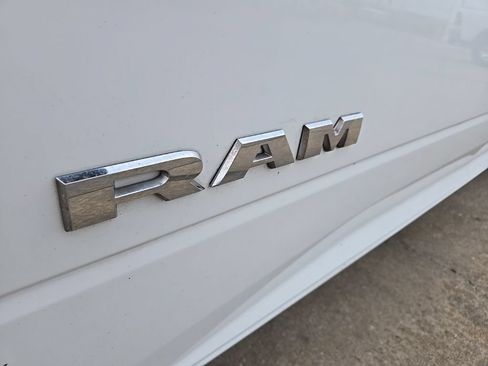 Used 2021 RAM 2500 Tradesman RWD image 21