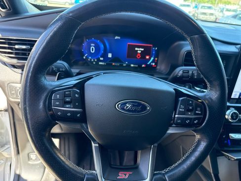 Used 2022 Ford Explorer ST w/ Equipment Group 401A RWD image 12