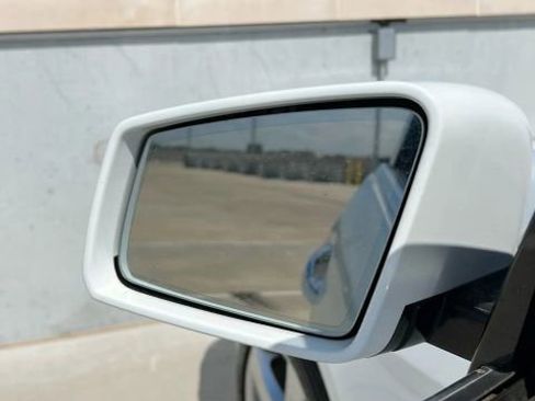 Used 2015 Mercedes-Benz E 350 4MATIC Sedan image 14