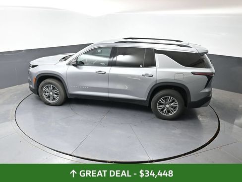Used 2024 Chevrolet Traverse LT AWD/4WD image 52