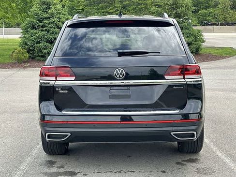 Used 2023 Volkswagen Atlas SE w/ Black Wheel Package AWD/4WD image 4