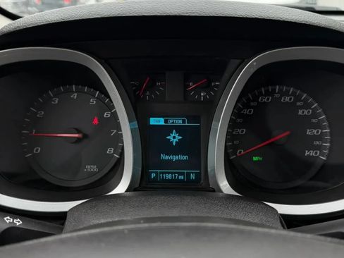 Used 2017 Chevrolet Equinox LT w/ Convenience Package AWD/4WD image 18